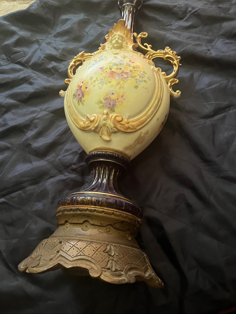 Vintage Style Floral Ceramic Urn Table Lamp base  in Cream and Gold 1890